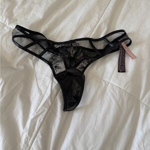 Victoria’s Secret Black Lace Mesh Thong Panty Size Small NWT